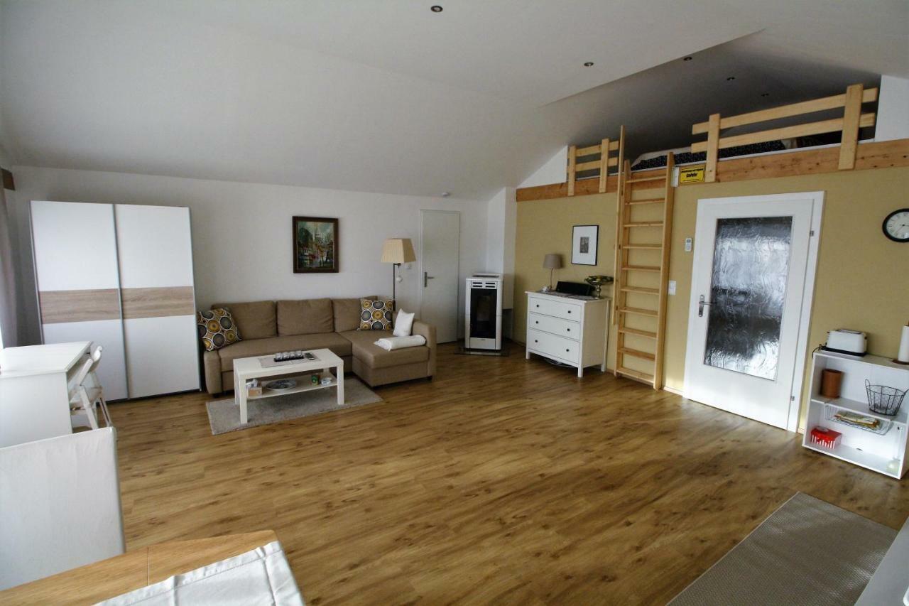 Ferienwohnung Fam. Frey Kleinhoflein Екстер'єр фото